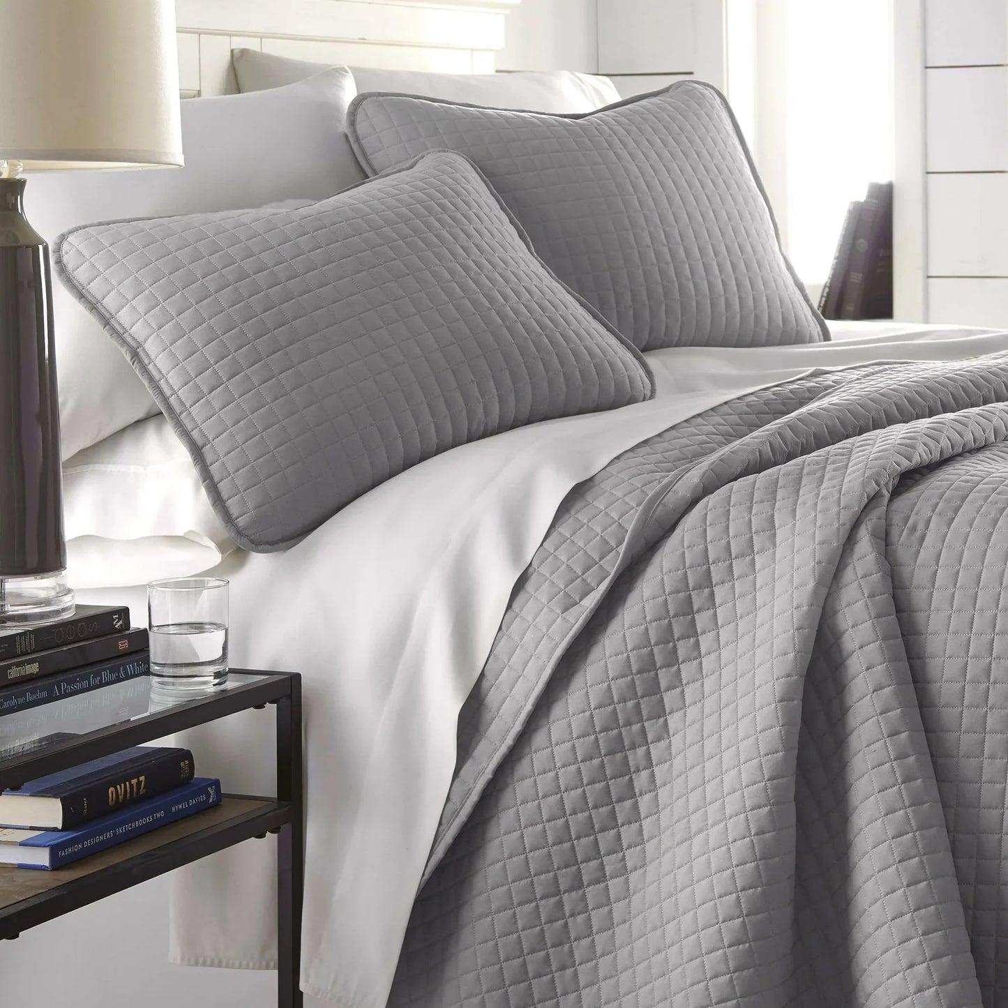 Small Squares Classic Quilt Set, Grey